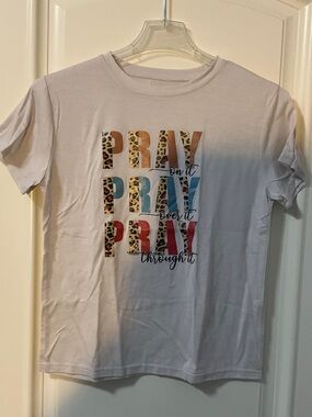 SHEIN White Short Sleeve Tee with Multicolor Leopard Print "Pray" Graphic